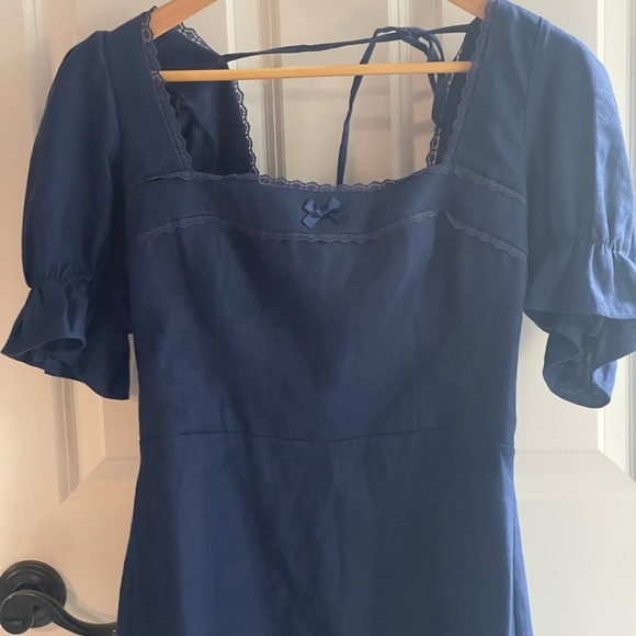 REFORMATION Evianna Puff Sleeve Linen Dress Dark Navy Lace Trim Bow Rosebud Sz 8 - Picture 4 of 9